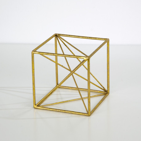 FIGURA 15x15x15 METAL DORADO
